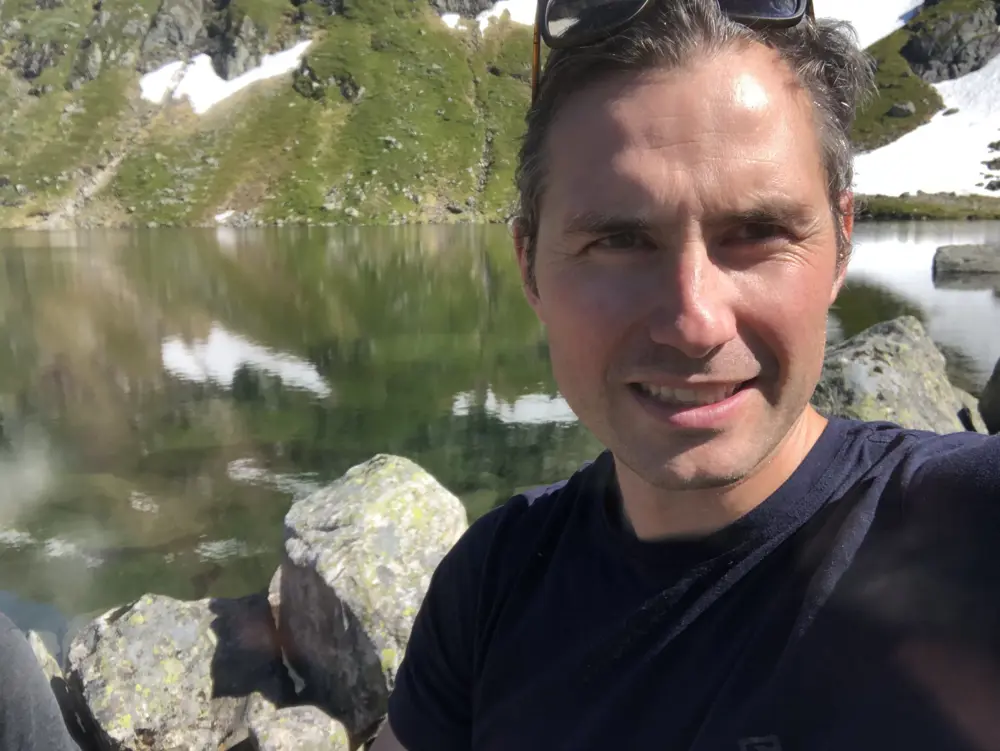 På eigne bein etter tjue år_Moberg-scaled.jpg